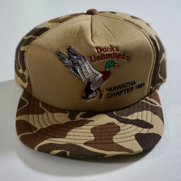 Ducks Unlimited Hiawatha Chapter 1991 Camouflage Foam Mesh Trucker Snapback - Picture 1 of 8